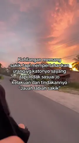Bia lah mahilang dri pado maulang🥀. #sad #sadstory #katakataminang #tiktokminang #fyppppppppppppppppppppppp 