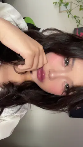 the contact lens are from @moodylenses  in the color:the sun and use my code 