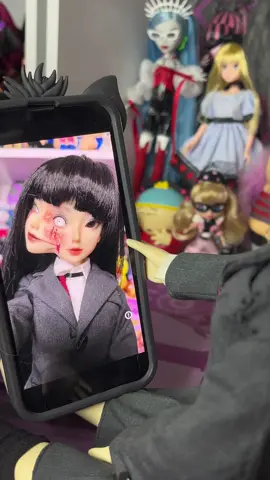 Tomie is so me whenever I try to take a selfie lol #tomie #manga #anime #dolls #spooky 