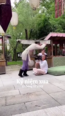 #kỷ niệm xưa #hanhdongnguyhiemkhongnenlamtheo #doanquayphimbaton #funny #funnyvideo 
