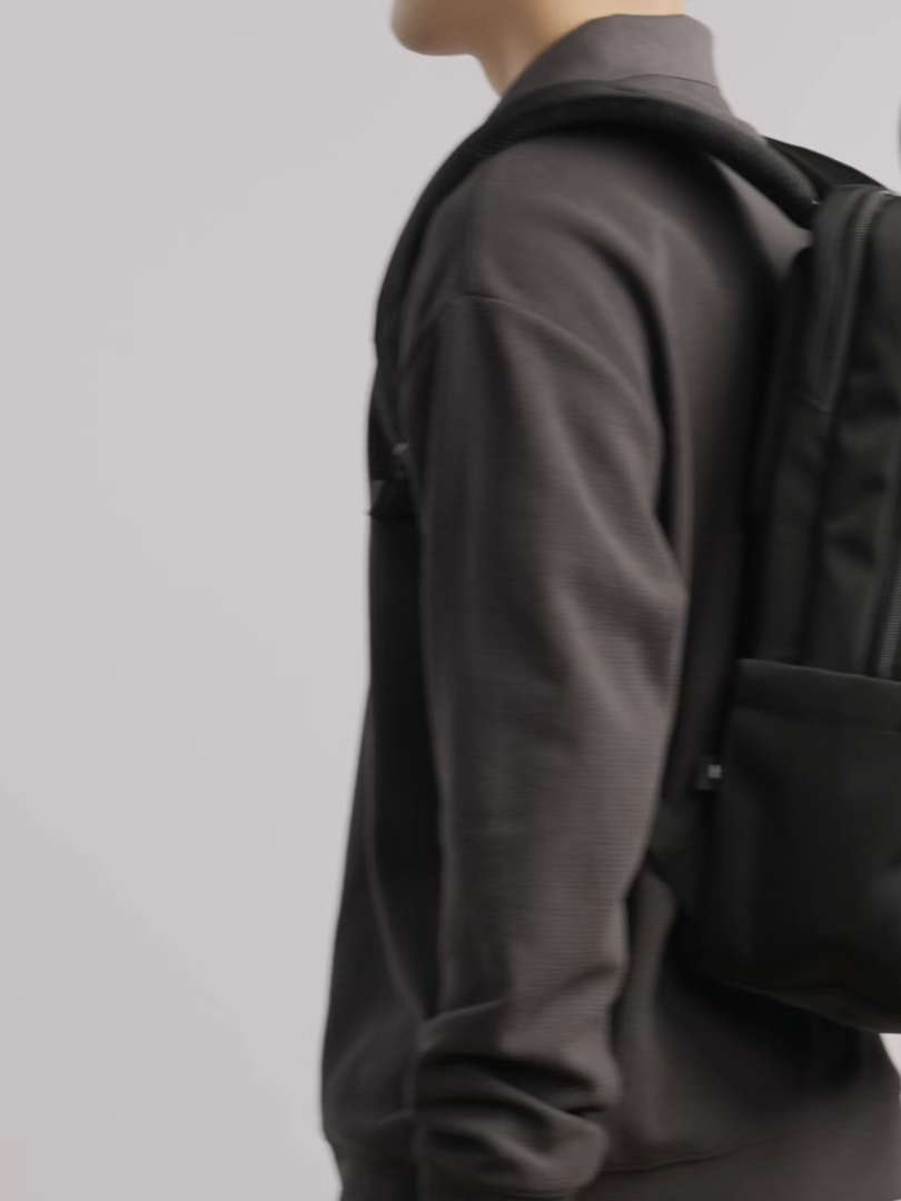Travel smart. Work smarter. Whether you’re commuting to the office or flying to your next meeting, the tomtoc Premium Backpack has you covered. Crafted from high-end, water-resistant nylon, it combines luxury, protection, and practicality in one sleek design. Stay powered with built-in charging ports, and keep your essentials secure with dedicated compartments — including a 15.6