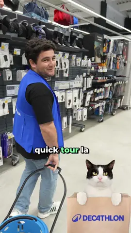 💁‍♀️ Gen Z, show some support! 🏋️‍♀️⚽🏃‍♀️ Green flag dacă dai like, share și comment! 💚🛍️✨ #GenZ #GenZMarketing #DecathlonRomania