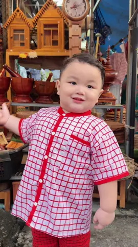 อ้วนน้อยอินสังขละบุรี เมืองเล็กๆ แต่สวยมาก 😍🥰#สังขละกาญจนบุรี #สะพานมอญ #เด็กอ้วนแก้มเยอะพุงเยอะ #คาปิบาร่าา💖 #อาหารอร่อย 