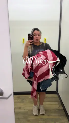 Buy or bye fall clothes at old navy as a short 4’11 Mexican girly 😩🤣 everything will be l!nked in my L-T-K besties 💕🙂‍↕️ @Old Navy Official  #tryonhaul #shortgirloutfits #OOTD #fallfashion #buyorbye  