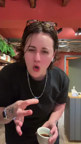 EU TO INDIGNADA Ib: @Cumpade Guga  #unimed #fofoca #fyp #fypageシ 