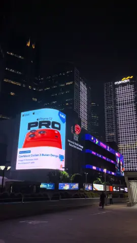 Lumayan buat prank temenmu, biar dikira lagi jalan jalan padahal mah dirumah 😂 📍Sudirman, Jakarta #videomentahan #prankvideo #fyp #jakartaselatan #scbd 
