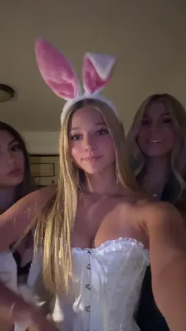 @Hottiesoftheworld #halloween #playboybunny #schoolgirl #gymgirlsoftiktok #snowbunny 