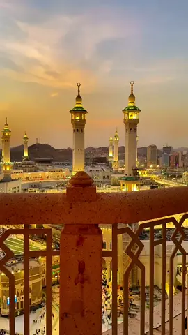 ہم وہاں جاکے واپس نہیں ائیں گے ڈھونڈتے ڈھونڈتے لوگ تک جائیں گے ♥️🥀❤️🕋#fyp #islamic_video #trending #viral #foryou 