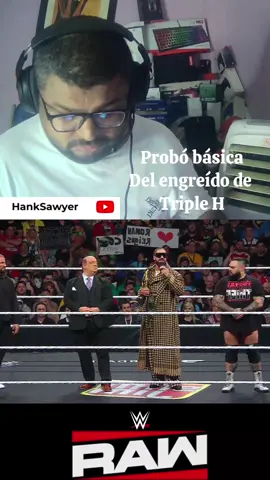 Promo básica del engreído de Triple H #WWE #RAW #SethRollins #PaulHeyman #BesosEnElQueso 