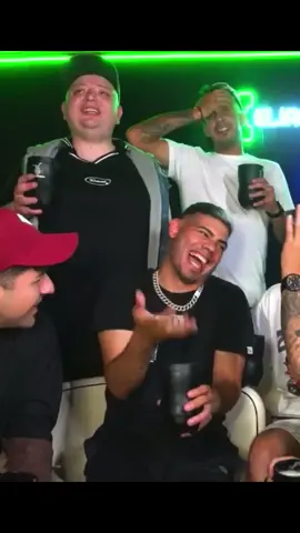 JAJAJAJAJ SE VOLÓ🤣🤣🤣 #parati #fyp #clip #humor #pelotin 