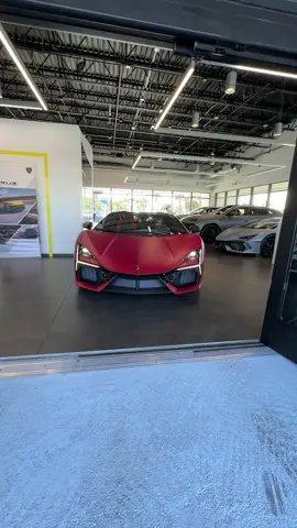 Revuelto in Rosso Pyra! #LamboPalmBeach 