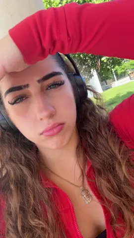 what’s the point of have light eyes if i cant even show them off.. stupid sensitivity… #lighteyes #foryou 