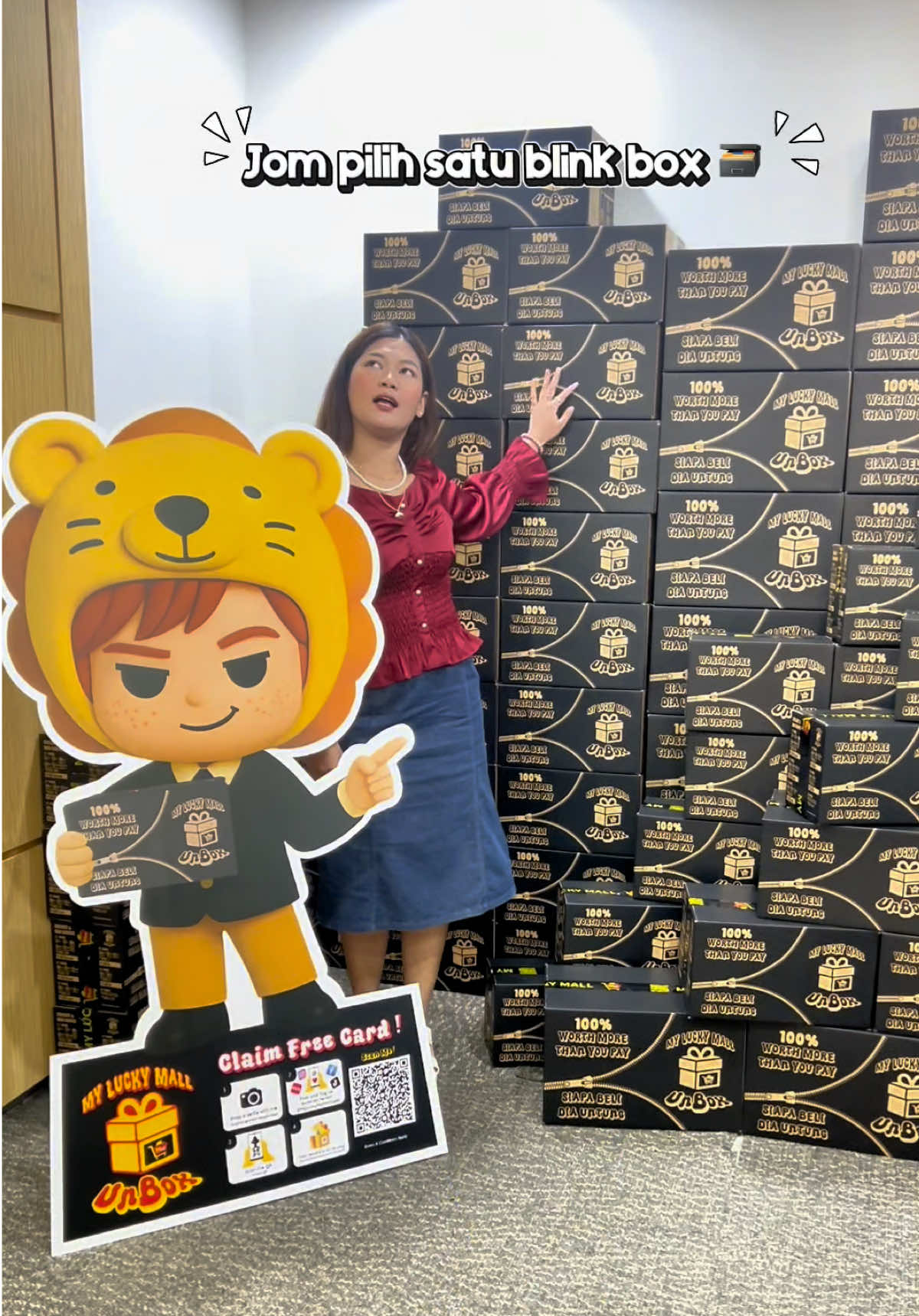 Korang i baru grab blind box dari Lucky Mall !! Jom teman i Unbox tengok i dapat ape 🎁 Semua box Size S, M, and L semua harga rm30 jee and semua box akan ada hadiah tau .  Korang pun bole grab dekat @myluckymallmalysia  #myluckymall #unboxmyluckymall #blindbox #fyp #unbox 