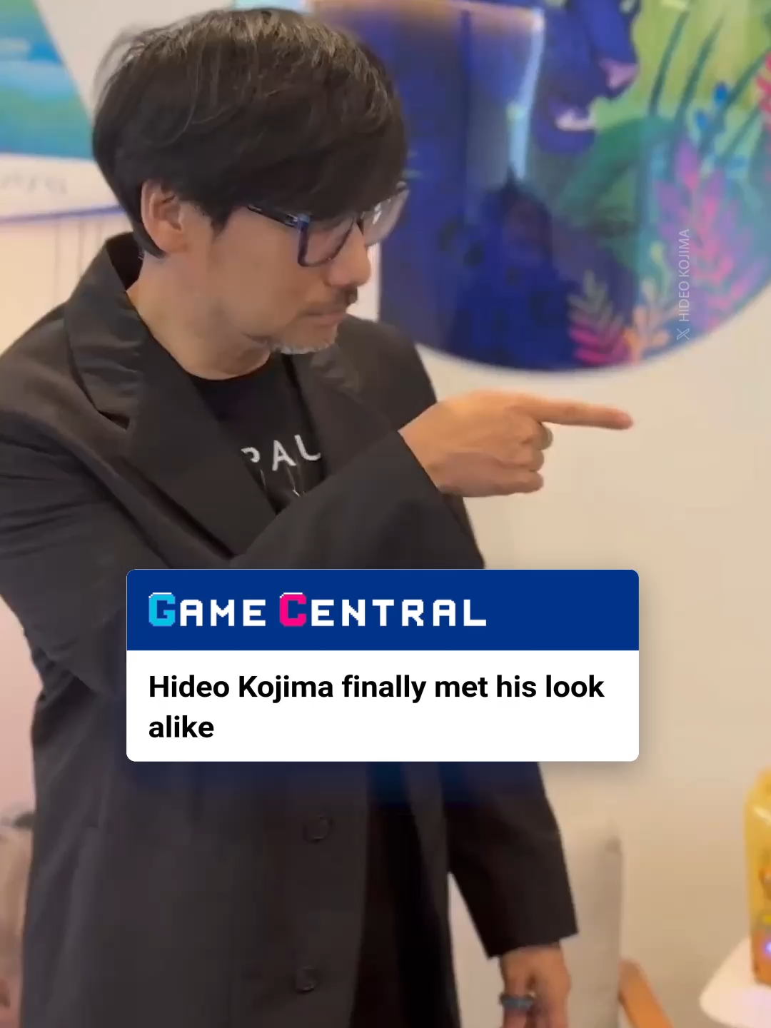 Absolute cinema. Hideo Kojima shared a video to X where he comes face to face with his lookalike, Brazilian Kojima, during a fan event in Sau Paulo. #kojima #hideokojima #gamingnews #gaming #deathstranding #braziliankojima