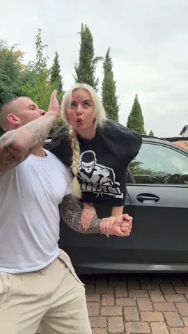 Woher kam der Vogel den geflogen🫣😍?!? #viral #fürdich #couplecomedy #comedy #funnyvideo 