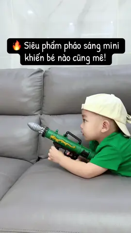 🔥 Siêu phẩm pháo sáng mini khiến bé nào cũng mê! Chỉ cần ấn nhẹ là bay, kèm ánh sáng & âm thanh sống động – vừa chơi vừa rèn phản xạ siêu vui 🤩 🎯 Món đồ chơi giúp bé vận động, giải trí mà không dán mắt vào màn hình! #dochoitreem #dochoiphatsang #dochoigiaitri #phaohoachobé #rockettoy  