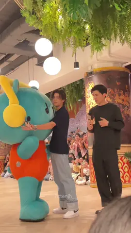 เซฟด่วนภาพครอบครัวหาดูยาก😭😭😭เขินสะบัด #GMMTVFANIVALxPondPhuwin #pondphuwin #ปอนด์ภูวินทร์ 