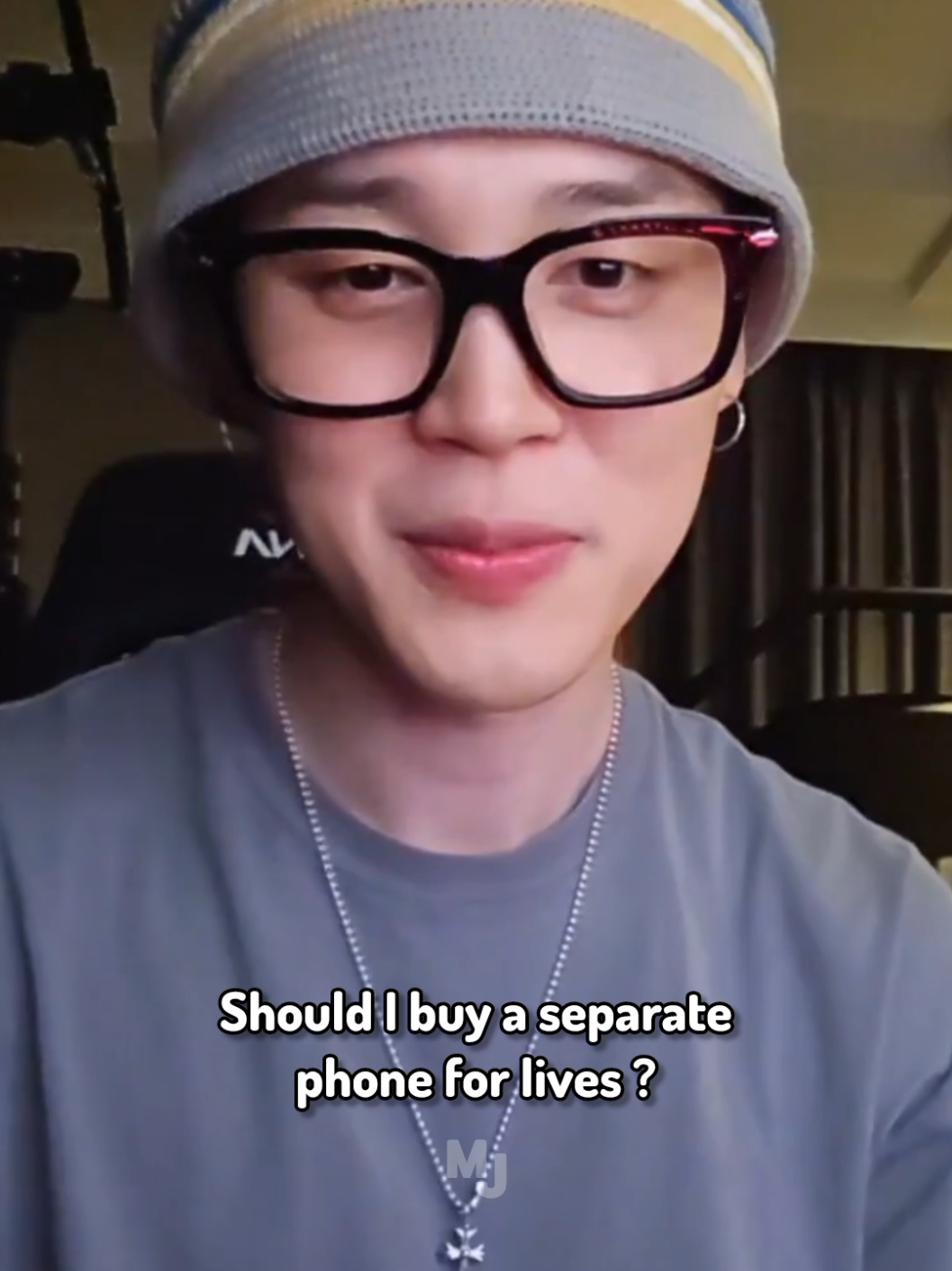 Jimin's phone fell under his charm multiple times #fyp #foryoupage #bts #bangtan #jimin #birthday #weverse #live #funny #video #viral 