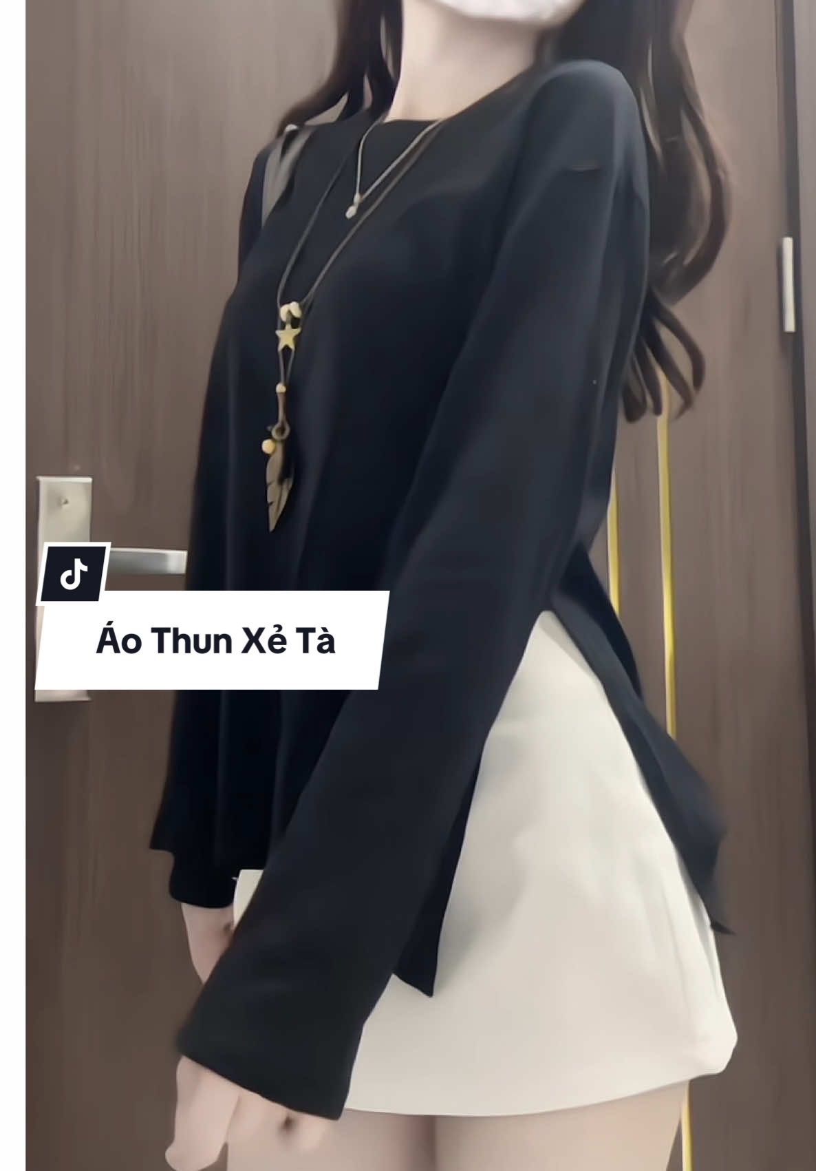 Áo thun dài tay xẻ tà 🌹#xuhuong #nganthanthien #vairal #aothun #ao 