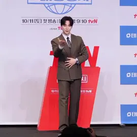 His Dance Moves 🕺💃🪩  @𝙎𝙧𝙠 𝙚𝙙𝙞𝙩𝙯 🖤 Follow for more edits 💕 🎬 : Typhoon Family  #typhoonfamily #leejunho #dance #dancemoves #kimminha #edit #fyp #foryoupage 