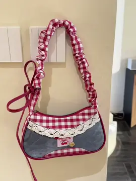 🫶 nó xinh điêng #viral #fyp #tuixachnu #tuideovai #tuixach 