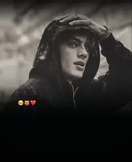 #CapCut Zargiya Gham Ta zan Takra ka😭💔🥺#Capcut_viralvideo #KhAlil_08 #unfreezemyacount #unfreezemyacount 