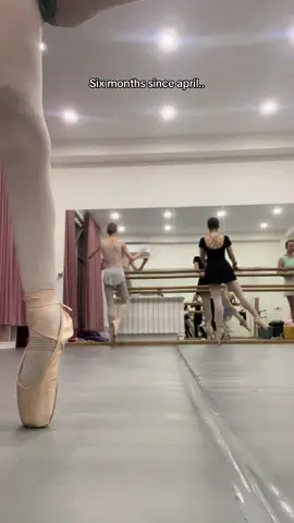 Slow progress is still progress (i was on the verge of dying while filming this) #fyp #viral #blowup #ballet #dance 
