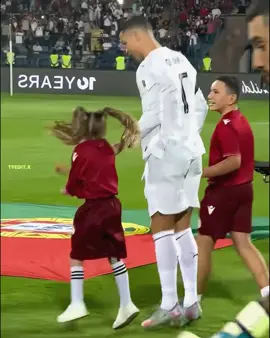 Ronaldo Making Kid’s Day! ❤️ #football #fyp #Soccer #ronaldo #viral 