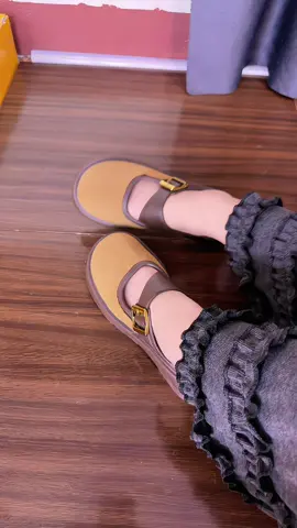 Giày sục xinh nha, chất đẹp lắm mang êm chân #giaynu #giaysuc #suc #sucnu 