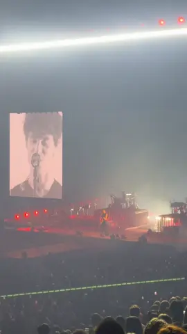 Vancouver had nothing but love for @Shawn Mendes last night. The crowd was so so so loud. FYI - Concert was 830-10pm. #shawnmendes #ontheroadagain #shawnmendesthetour #vancouver #concert 