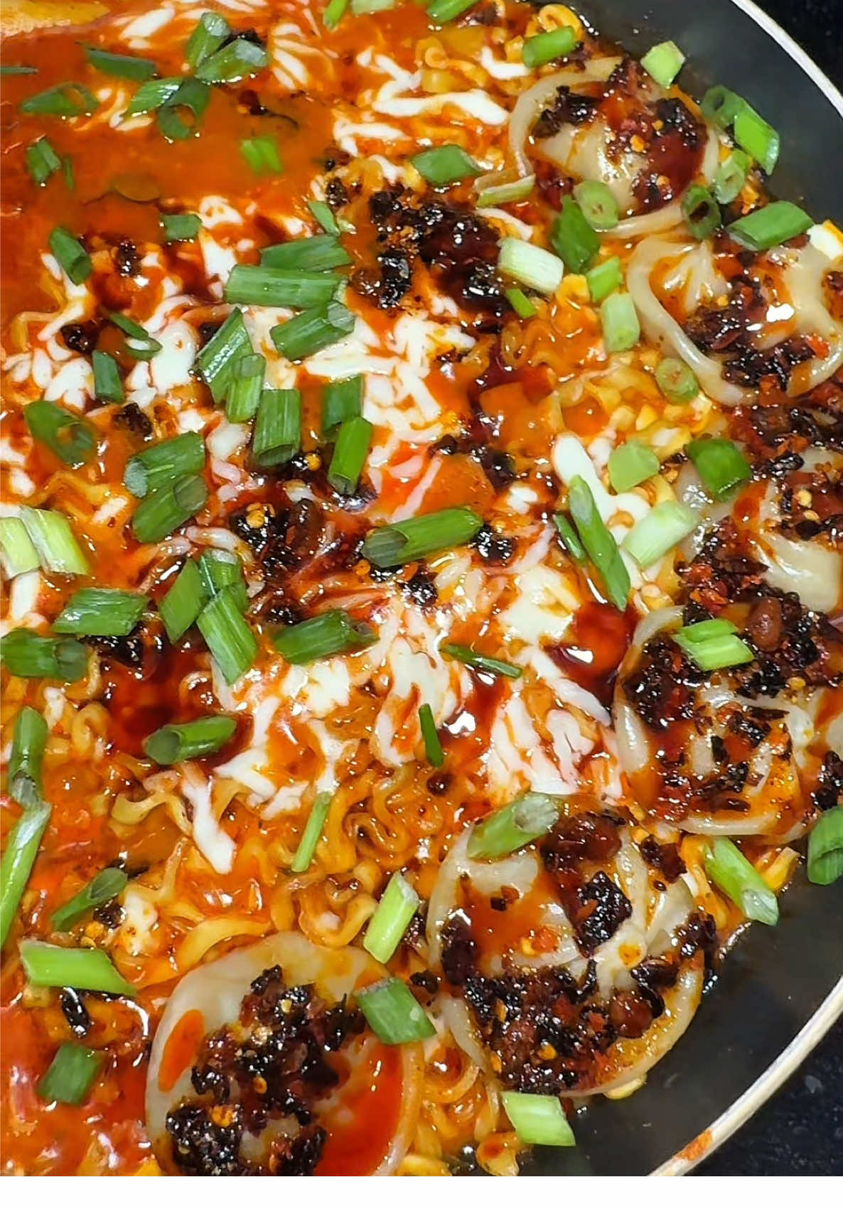 Cheesy buldak recipe with tteokbokki, soup dumplings, and crab! ❤️ #buldakrecipe #buldak #Recipe 