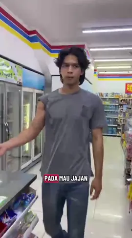 day 1 di jajanin mohan 😅🙌🏻 jangan lupa pada beli potabee ya teman teman #aryamohan #potabee #asmaragenzsctv #agzhariini #fypシ゚ 