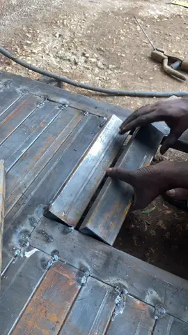 Guess how much size this pipe #welding #metalfabrication #weldlife #welder #blacksmith 