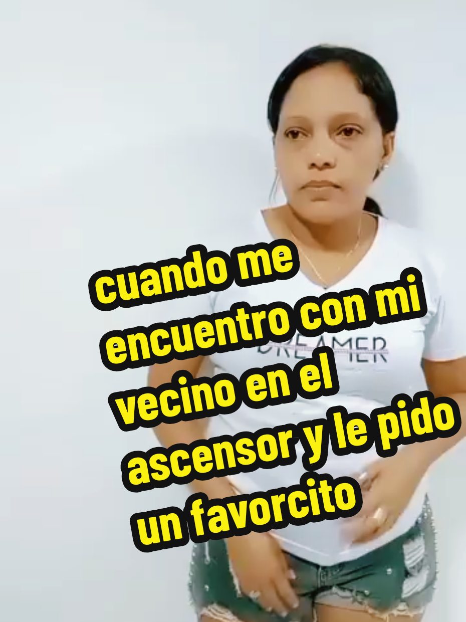 cuando me encuentro con mi vecino en el ascensor y le pido un favorcito jajaja 🤣#comedia #yemecoal 
