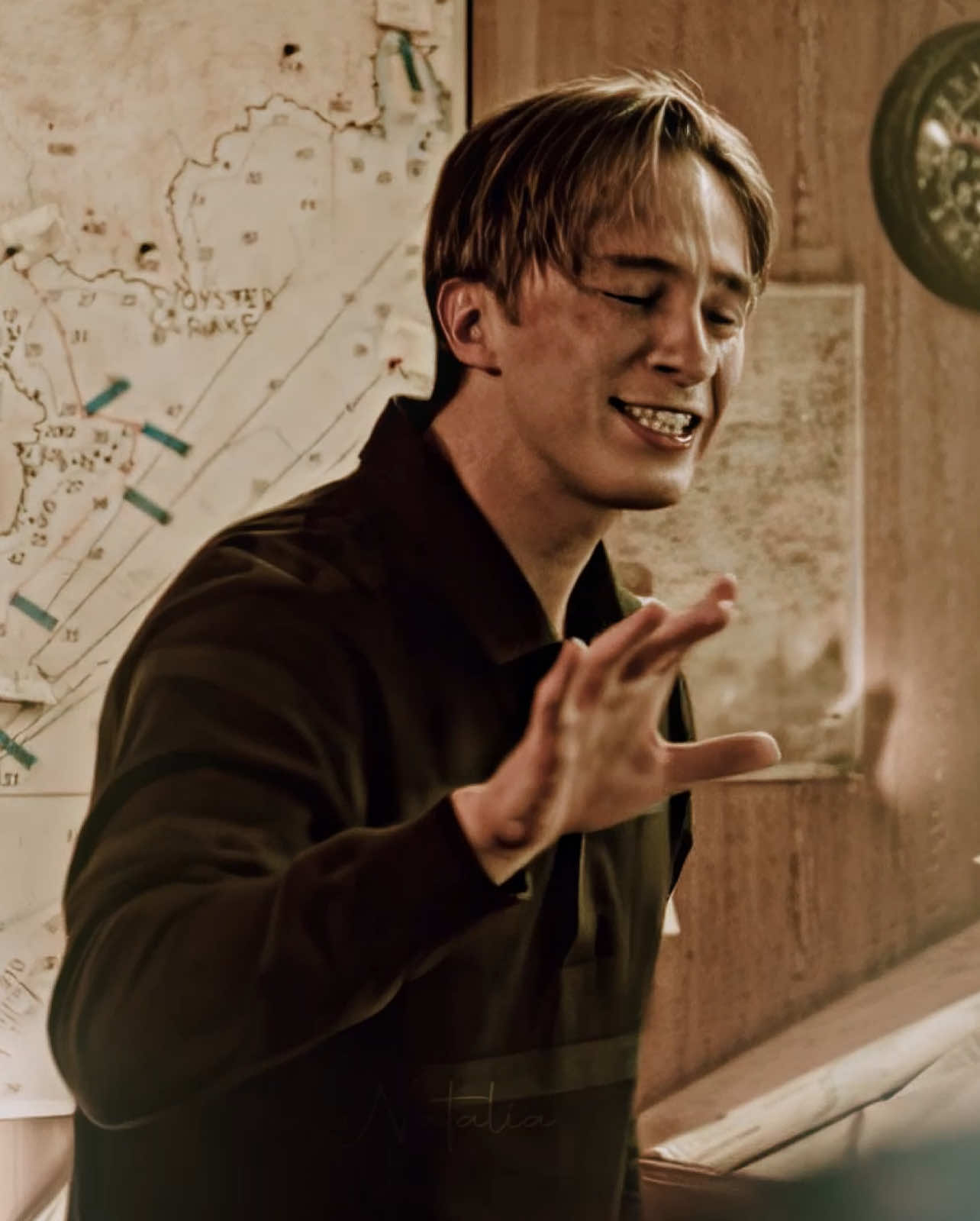 sleep deprived me had a point, this really does look ugly #rafecameron #rafecameronedit #drewstarkey #drewstarkeyedit #nbeditzz                                        cc/topaz/ib : @lana🍓 ac: kirkky