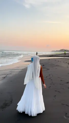 🥹🫶🏻🌊 #bollywood #bollywoodsong #sadsong #fyppppppppppppppppppppppp #beachvibes 