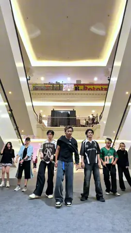 Sound nya 😭😭😭 #dance #cover #fyp #cintakahtidak 