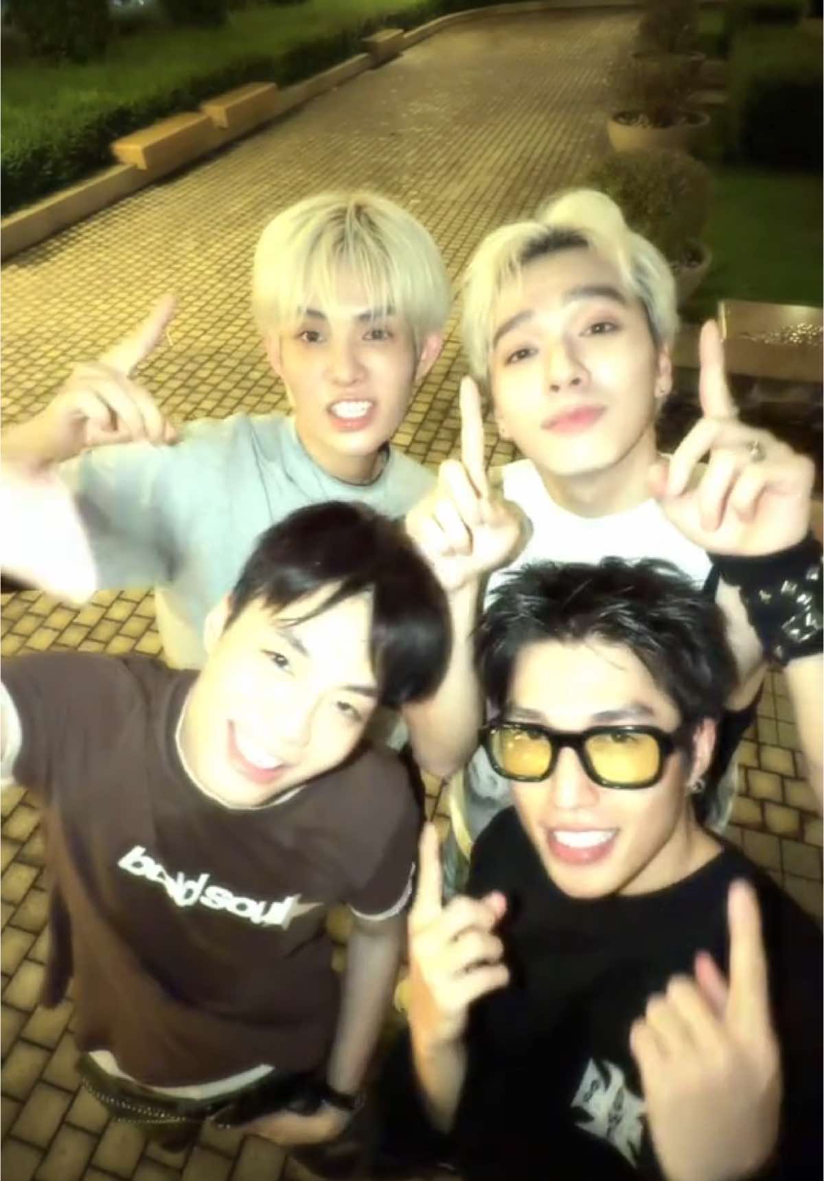 [HOT DEBUT 🔥] DA NGHI (다뉘) @ VIEON251310  @hellonegav @Hải Nam @CODYNAMVO #DillanHoangPhan #AnhTraiSayHi2025 #danghi #negav #hainam #codynamvo 