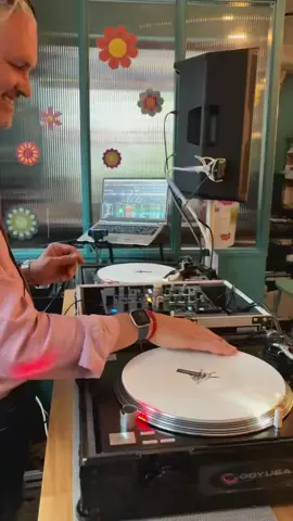 Early dinner grooves @Firecastle Kildare #pizza #coffee #wine #soulfulhouse #jazzyhouse