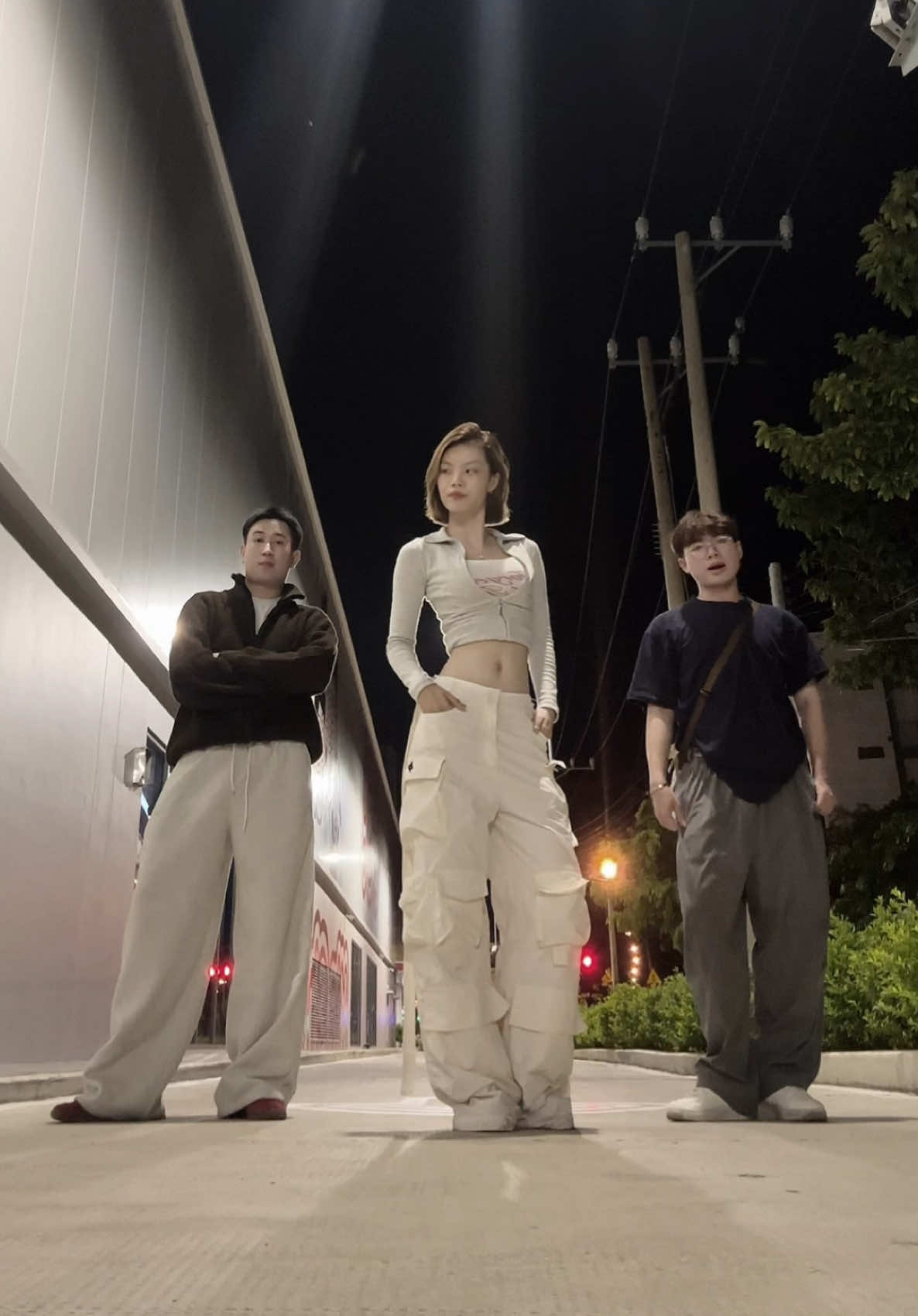 Chắc ai cũng đu bài này rồi chứ tarr  🤪  dc: @LOY 🇻🇳  #xuhuong #viral #tiktokdancevietnam #phanrang #sidcrew @S.I.D CREW @Nguyễn Duy @Sơn Huỳnh 