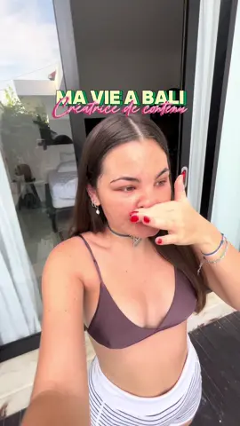 🥭 Dimanche 12 octobre- je suis toujours malade mais dans les toboggans  Je partage beaucoup ici, mais si tu veux vraiment TOUT avoir en un seul endroit, j’ai fait un guide ultra complet sur Bali. Dedans, tu trouveras toutes mes adresses, mes conseils pratiques, et même des itinéraires.  Le lien est en bio 👀