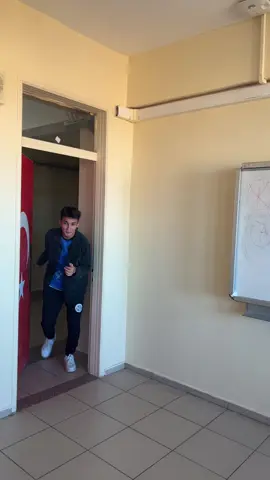 Tutar bence😅@Barış @ig alidklnn @RIDVAN @_efeewq_3 @Erto Endes @kaan #adana #keşfet #fypシ゚ 