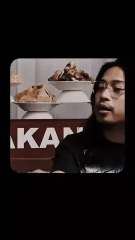 cintanya seorang laki-laki.. #MLBB9TH #MLBB #vickyprasetyo #prazteguh #katavios 