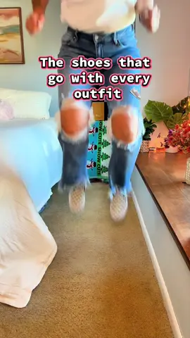 Tired of overthinking your outfit? 😩 Vans Checkerboard Slip-Ons are the instant fix. 🖤 They go with everything — jeans, dresses, sweats, even your “I just rolled out of bed” look. 👟 Slip on, step out, and never stress about matching again. #VansCheckerboard #StyleHack #OOTD #EffortlessStyle #WardrobeEssential