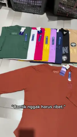 kaos 7/8: cantik, chill, effortless — tinggal klik keranjang 🛍️ #OOTDChic #Kaos78Style #VibeSantai #LookClean #kaosoversizemurah 