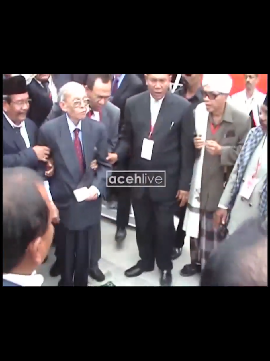 Detik detik Wali Hasan Tiro Tiba Di Aceh #fyp #viral #walihasantiro #aceh 