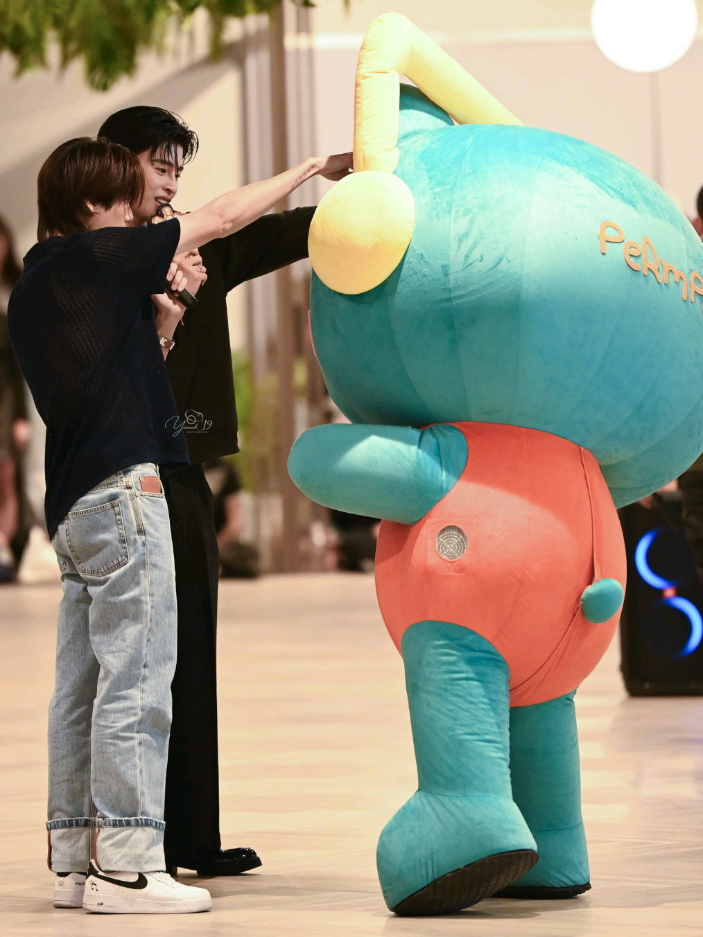 narawins is very happy to witness this moment 🥺❤️‍🩹 #pondphuwin #foryou #gmmtvfanivalxpondphuwin #fyp #permpoon 