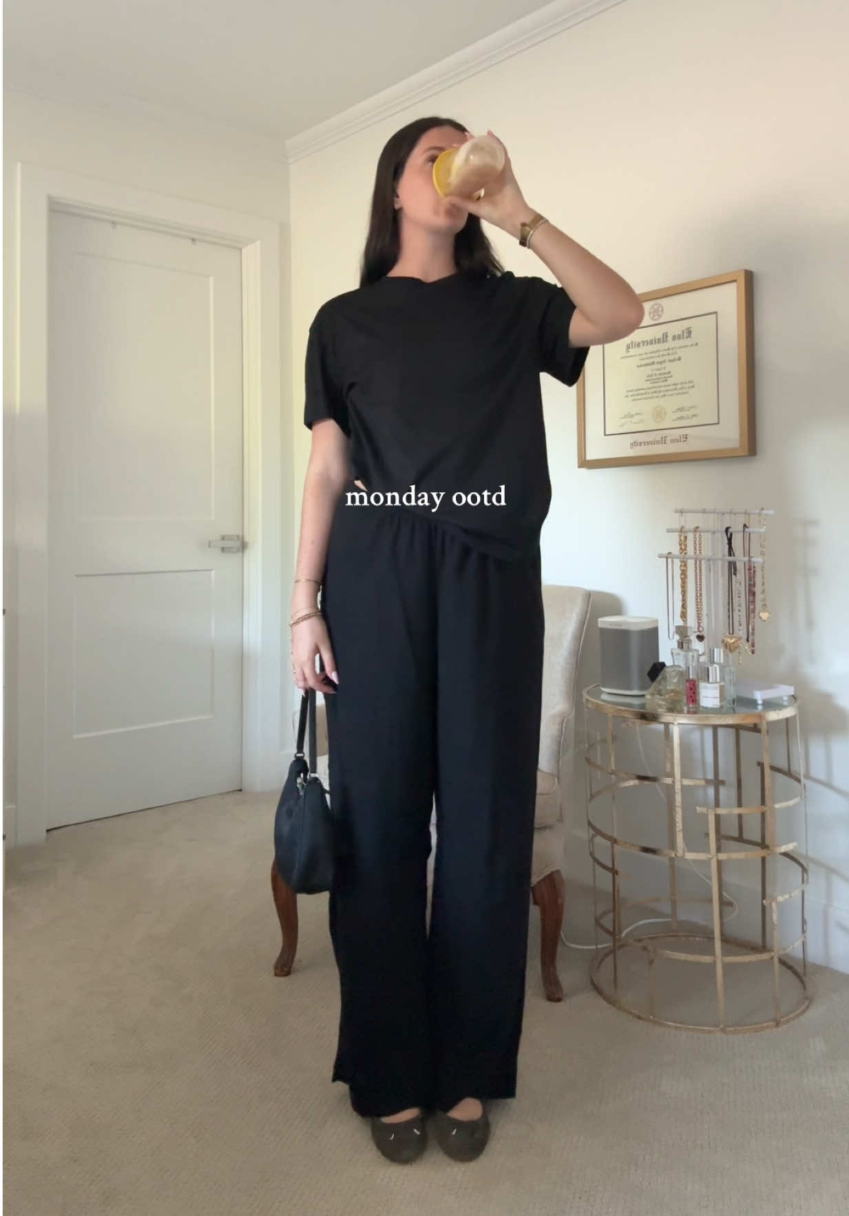 monochrome always 🖤 @H&M @target @Ralph Lauren  #OOTD #monochrome #falloutfits #styleinspo #outfitdetails 