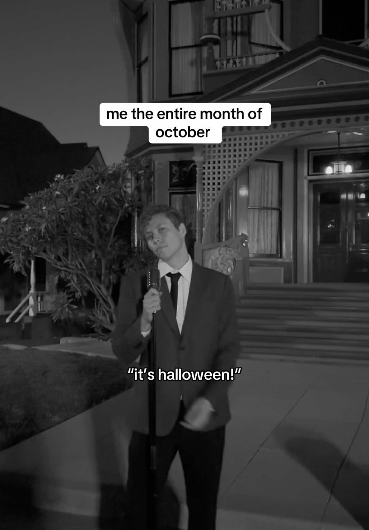 Happy October 13th only 3 weeks away till halloween! #halloween #dance #october #retro #halloween2025 