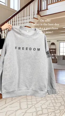 #tiktokshopcreatorpicks #tiktokmademebuyit #tiktokshopblackfriday #spotlightfinds #hoodie 